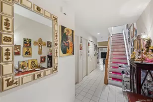 154 Farm House Ct, Manorville, NY 11949 - Photo 4