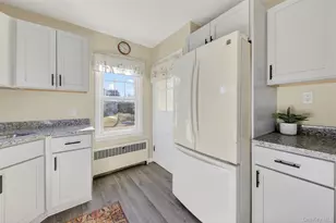 36 S Walnut St, Beacon, NY 12508 - Photo 10
