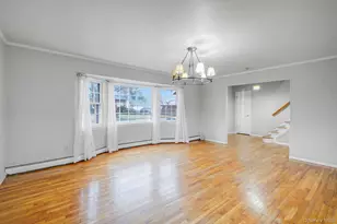 60 Iroquois Dr, Brightwaters, NY 11718 - Photo 6