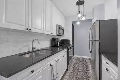 2550 Olinville Avenue #2H, Bronx, NY 10467 - Photo 6