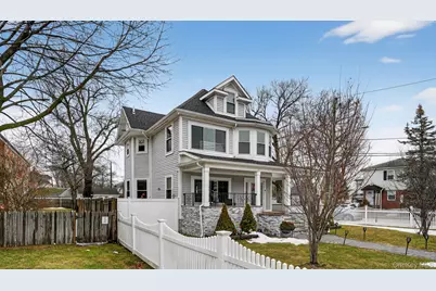 175 Hempstead Avenue, Lynbrook, NY 11563 - Photo 2