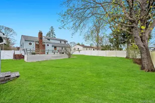 8 Lama Dr, Shirley, NY 11967 - Photo 8
