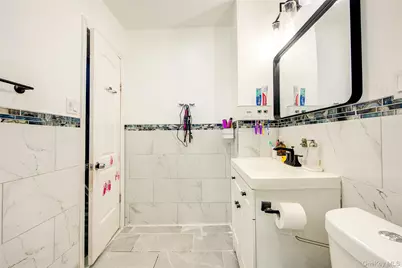 21607 110th Avenue, Queens Village, NY 11429 - Photo 34