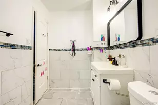 216-07 110th Ave, Queens Village, NY 11429 - Photo 34