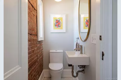 45 W Chestnut Street, Kingston, NY 12401 - Photo 22