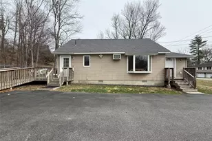 27 Hardenburg Rd, Pine Bush, NY 12566 - Photo 2
