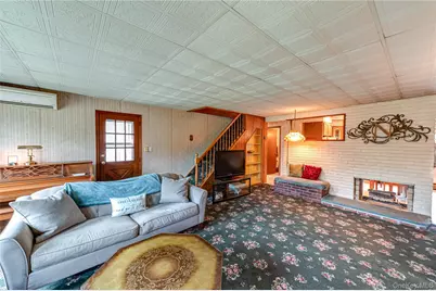 55 Ball Park Lane, Hicksville, NY 11801 - Photo 4