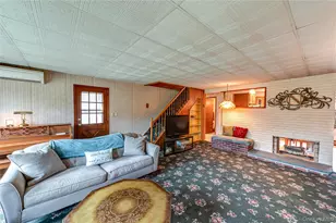 55 Ball Park Ln, Hicksville, NY 11801 - Photo 4