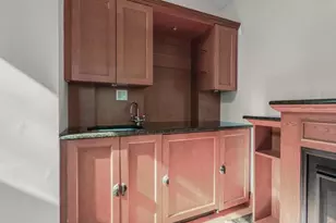 2 Amherst Road E, Great Neck, NY 11021 - Photo 10