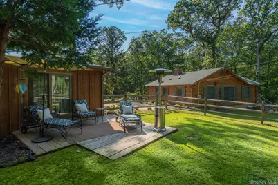 24 Forrest Drive, Lloyd Harbor, NY 11743 - Photo 32