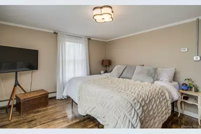 24 Forrest Drive, Lloyd Harbor, NY 11743 - Photo 14