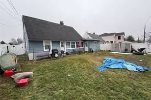 70 Abbey Ln, Levittown, NY 11756 - Photo 28