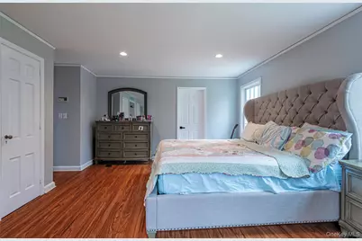 1678 Cedar Swamp Road, Brookville, NY 11545 - Photo 20