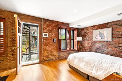 246 W 132nd Street, New York, NY 10027 - Photo 8