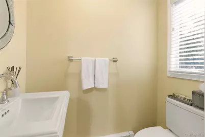 23 Astro Place, Dix Hills, NY 11746 - Photo 20