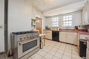 7 The Ct, New Rochelle, NY 10801 - Photo 12