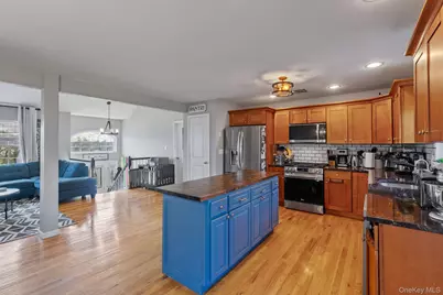 24 Watkins Drive, Walden, NY 12586 - Photo 10