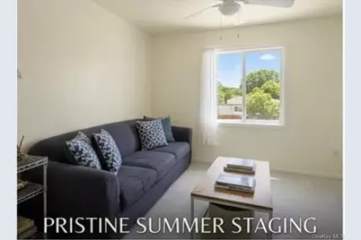 15 Cottage Road, Calverton, NY 11933 - Photo 4