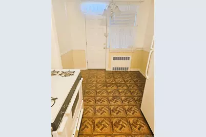 664 Remsen Avenue, Brooklyn, NY 11236 - Photo 16