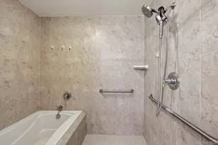 1220 Round Pointe Dr, Haverstraw, NY 10927 - Photo 12