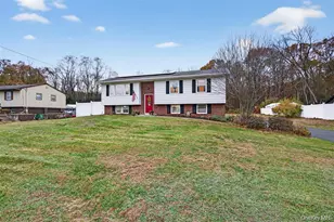 91 Velie Rd, Lagrangeville, NY 12540 - Photo 10