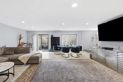 63 Acorn Ponds Drive, Roslyn, NY 11576 - Photo 4