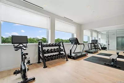 218 Middle Neck Road #102, Great Neck, NY 11021 - Photo 14