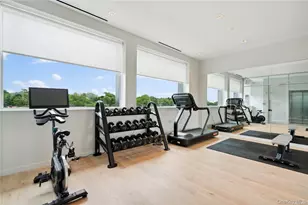 218 Middle Neck Rd, Great Neck, NY 11021 - Photo 14