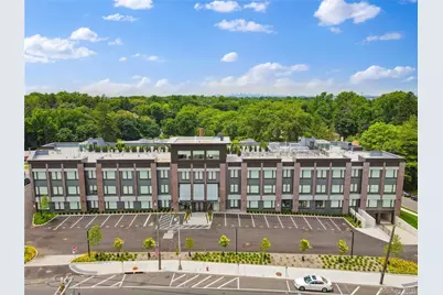 218 Middle Neck Road #102, Great Neck, NY 11021 - Photo 36