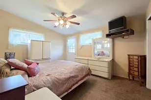 32 Dennis Dr, Ronkonkoma, NY 11779 - Photo 10