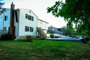 23 Bowman Ln, Kings Park, NY 11754 - Photo 2