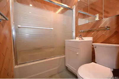 120 Arlington Road, Ronkonkoma, NY 11779 - Photo 18