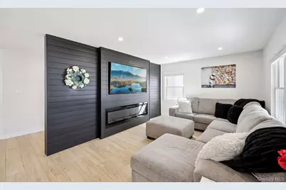 1361 Kew Avenue, Hewlett, NY 11557 - Photo 4