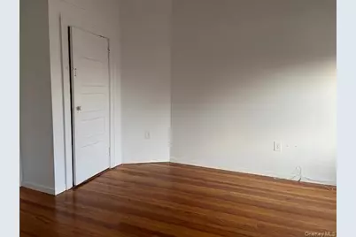 [Address not provided], Richmond Hill, NY 11418 - Photo 8