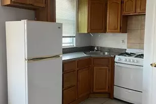 [Address not provided], Richmond Hill, NY 11418 - Photo 2