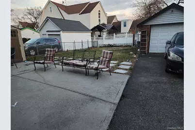 202-12 100th Avenue, Hollis, NY 11423 - Photo 2