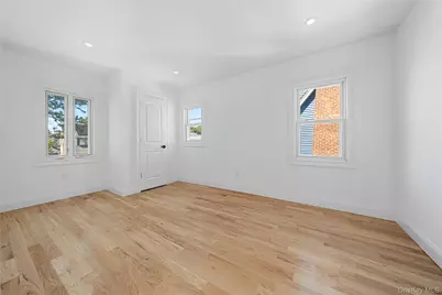 87 Parsons Drive, Hempstead, NY 11550 - Photo 14