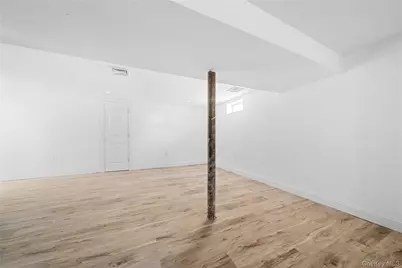 87 Parsons Drive, Hempstead, NY 11550 - Photo 20