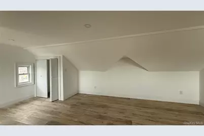 87 Parsons Drive, Hempstead, NY 11550 - Photo 28