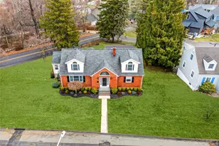 46 Franklin Dr, Stony Point, NY 10980 - Photo 2