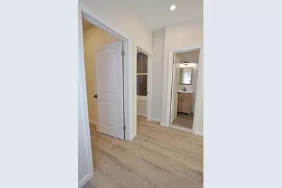 39-31 47th Avenue, Sunnyside, NY 11104 - Photo 12