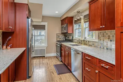 49 Bellewood Avenue, Dobbs Ferry, NY 10522 - Photo 12