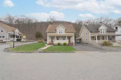 10 Park Avenue, Hillburn, NY 10931 - Photo 2