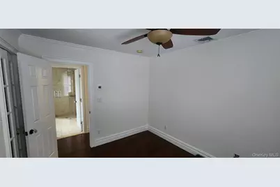 1524 Express Drive S, Brentwood, NY 11717 - Photo 8