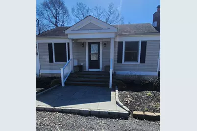 1524 Express Drive S, Brentwood, NY 11717 - Photo 1