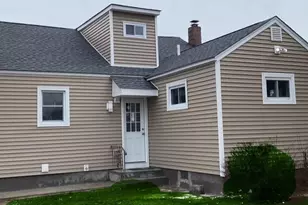 8 Grant Ave, Brentwood, NY 11717 - Photo 4