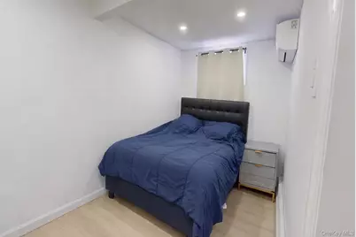 10713 115th Street, Richmond Hill, NY 11419 - Photo 16