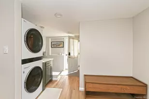 8 Sherwood Dr, Huntington, NY 11743 - Photo 16