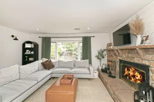 8 Sherwood Dr, Huntington, NY 11743 - Photo 12