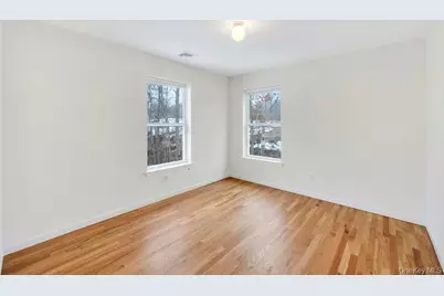 65 Ozark Street, Ronkonkoma, NY 11779 - Photo 4